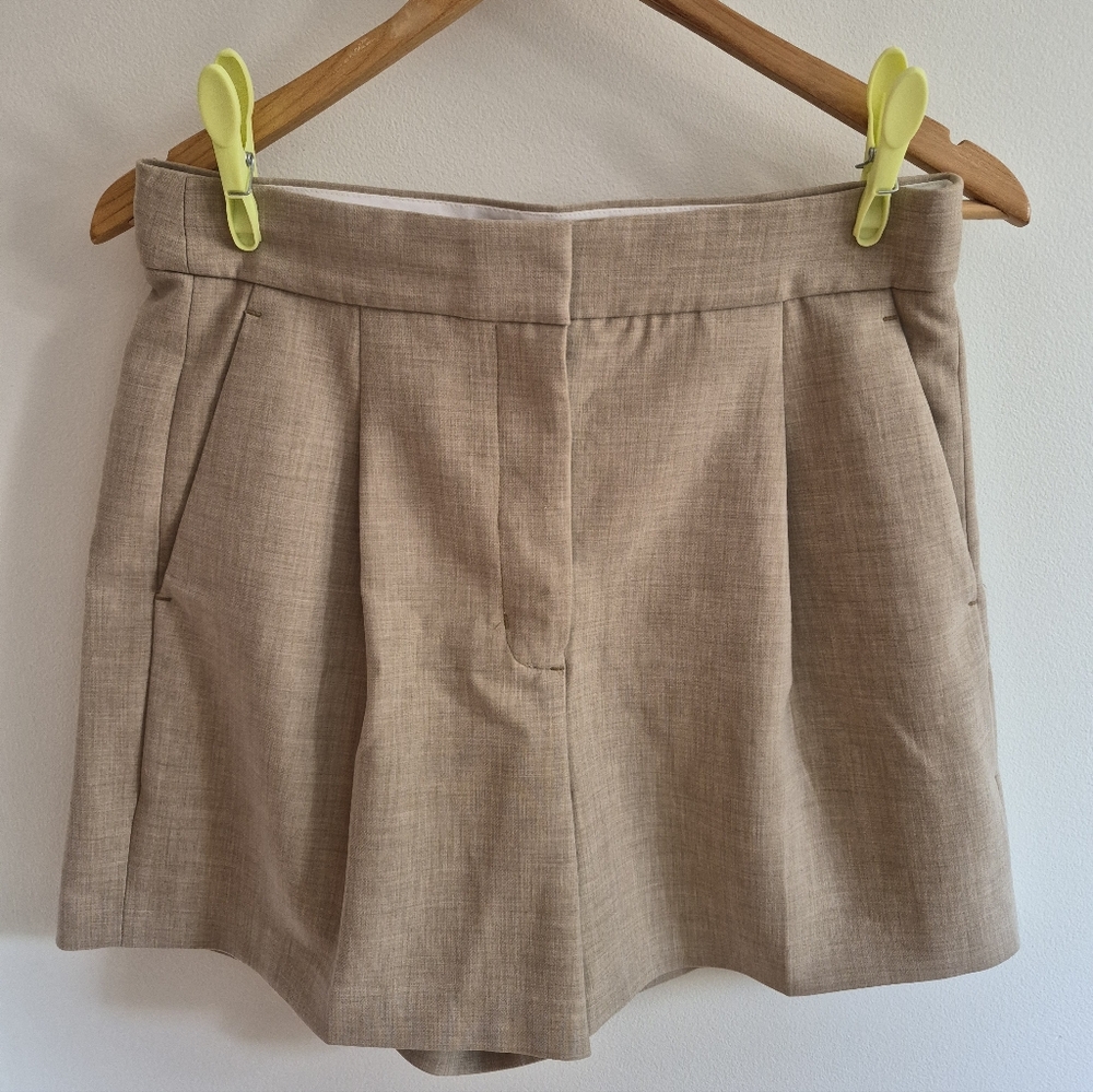 Wilfred Aritzia Ibiza Shorts